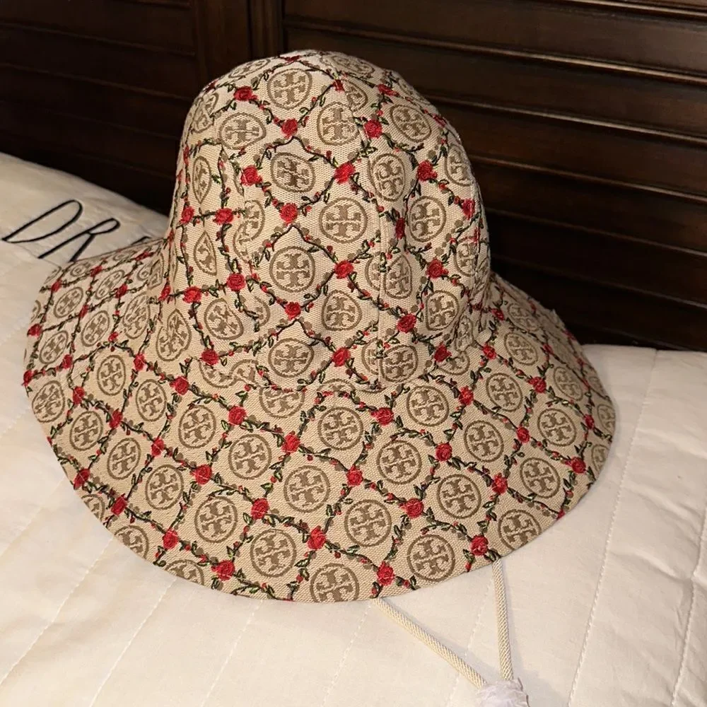 Tory Burch OS Beige Tan Red Monogram Embroidered Climbing Rose Bucket Hat